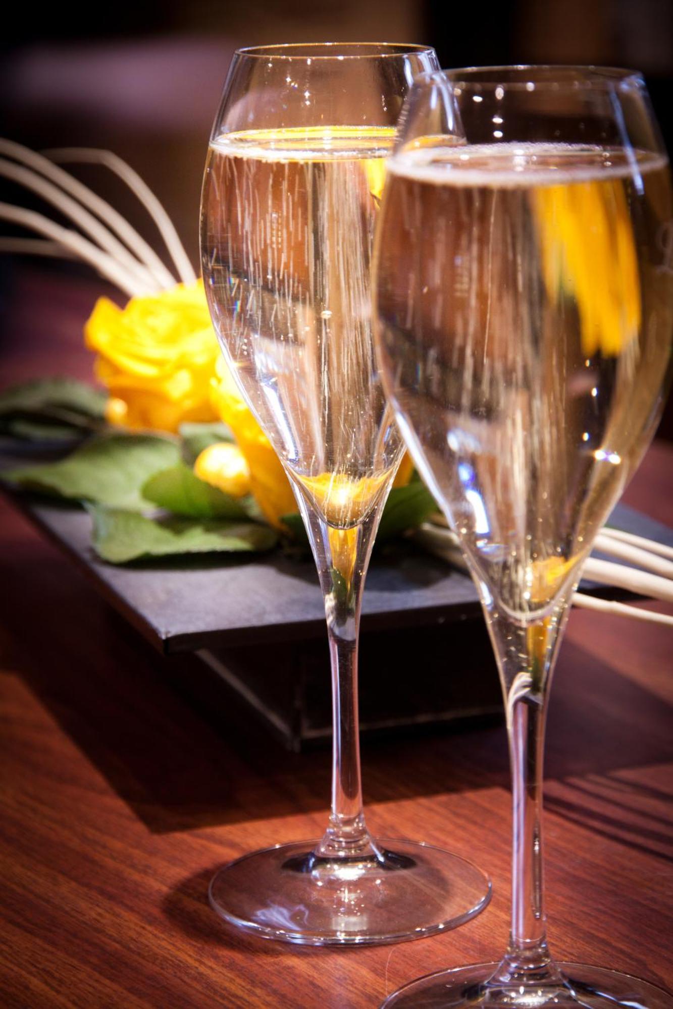 Hotel - Restaurant - Bar - Le Sapin Fleuri Bourg-dʼOueil Εξωτερικό φωτογραφία